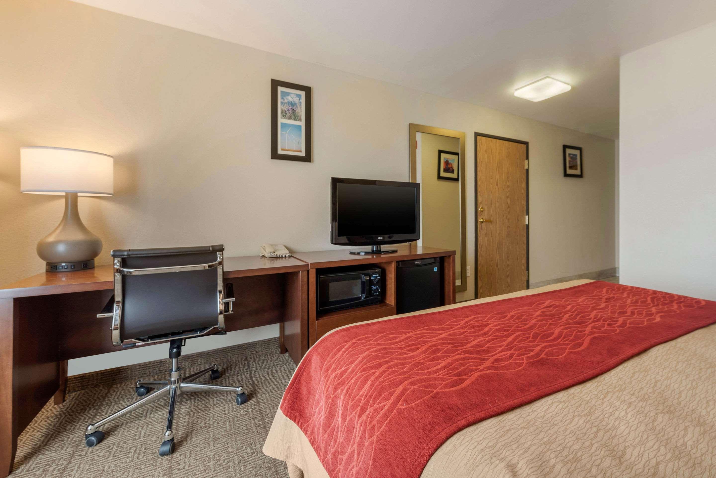 Comfort Inn Лаймн Екстер'єр фото