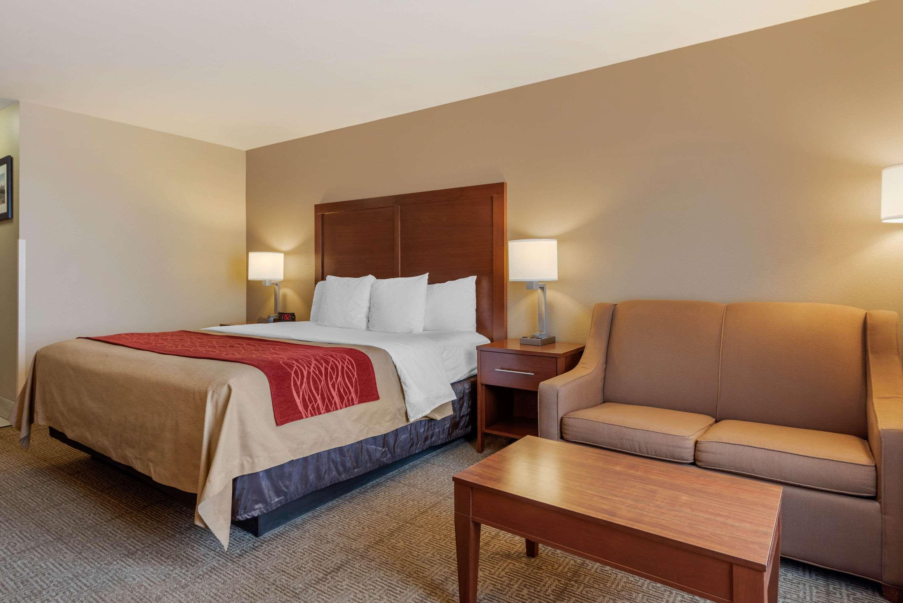 Comfort Inn Лаймн Екстер'єр фото