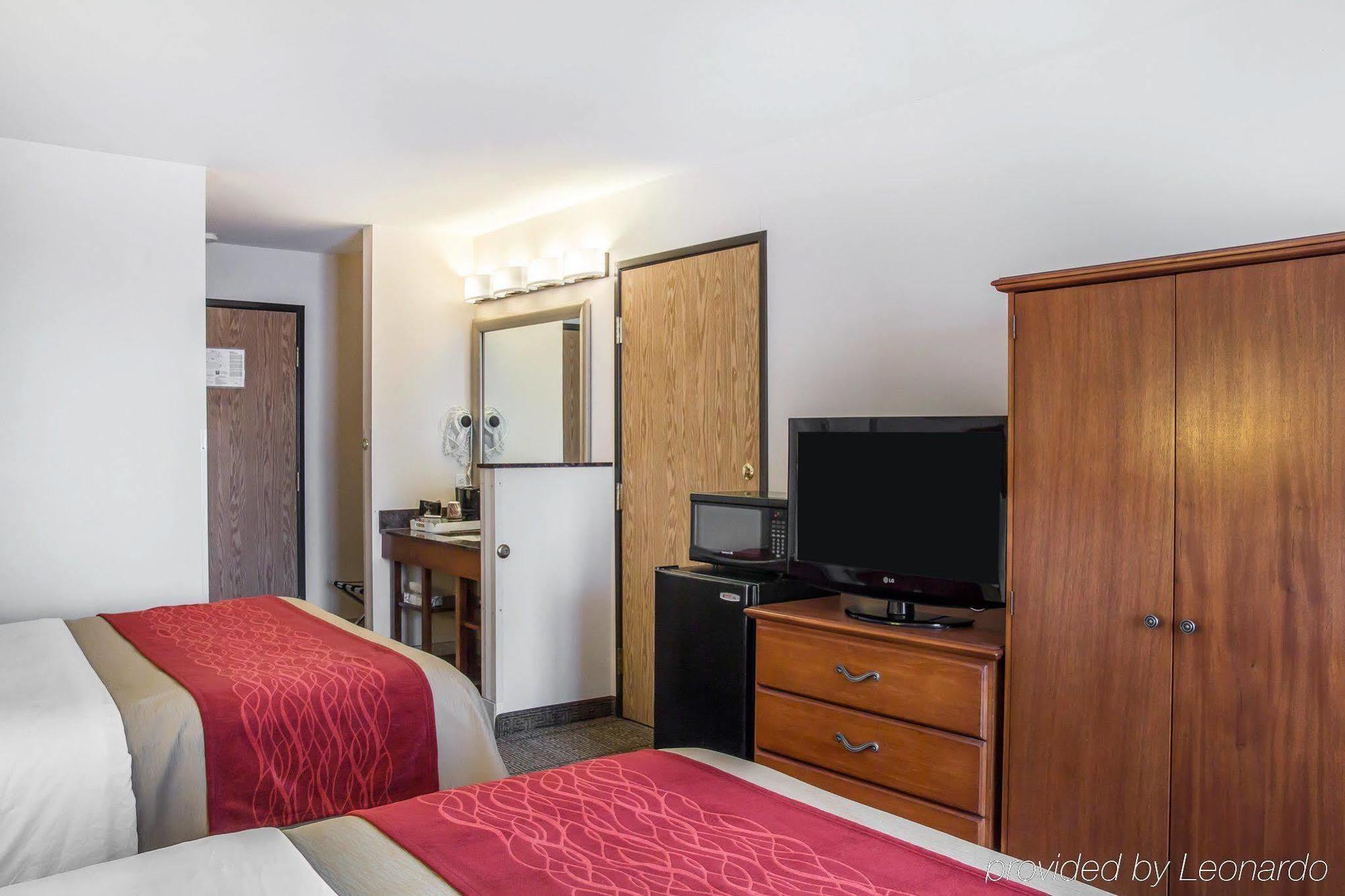 Comfort Inn Лаймн Екстер'єр фото