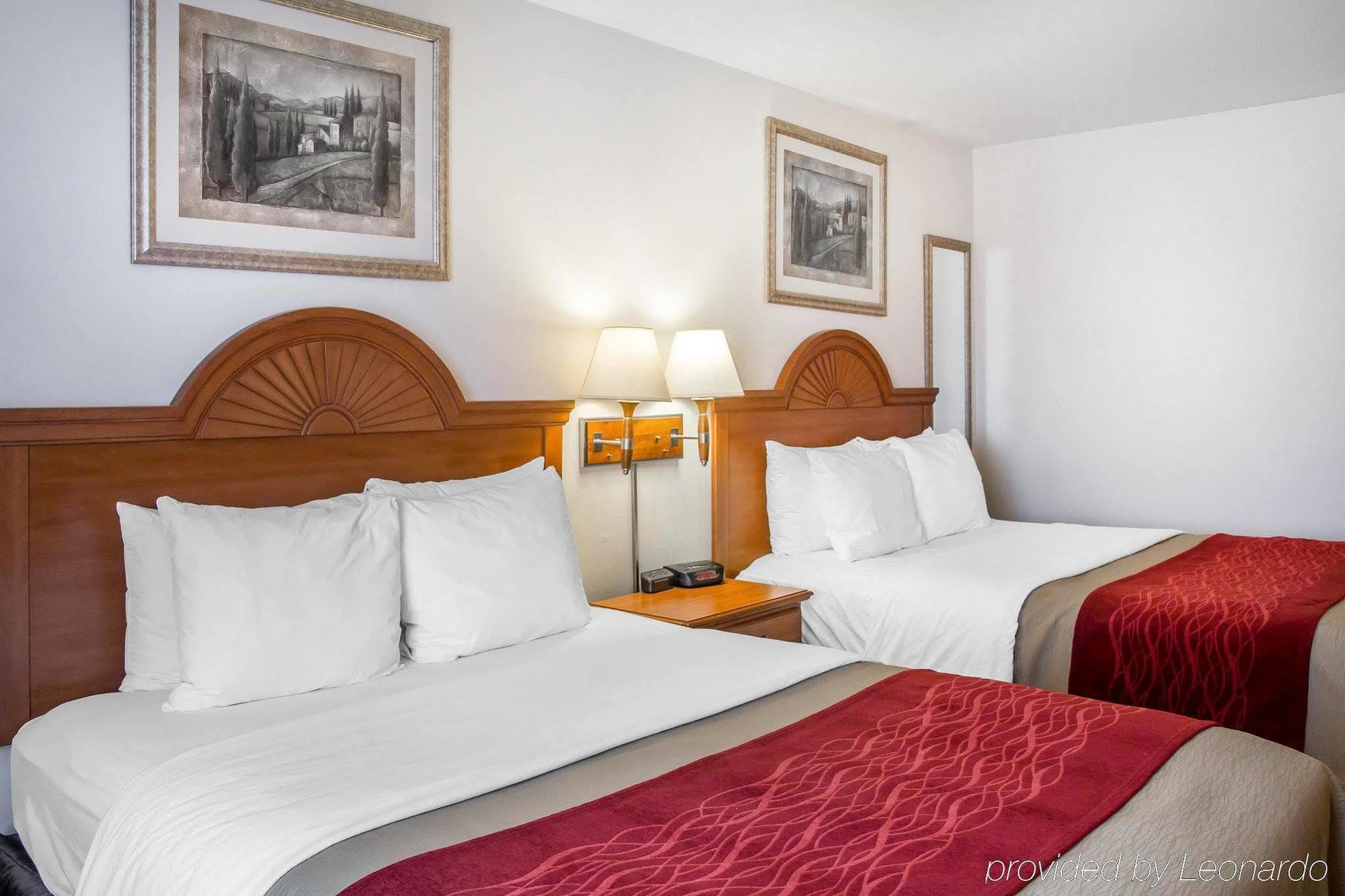 Comfort Inn Лаймн Екстер'єр фото